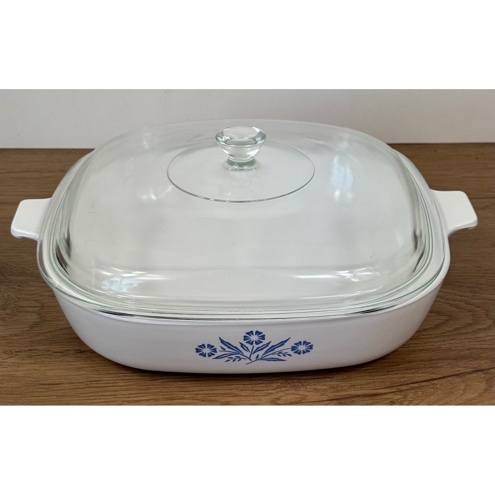 Corning Ware Casserole Dish 10 Inch White Blue Cornflower P-10-B Vintage w/ Lid